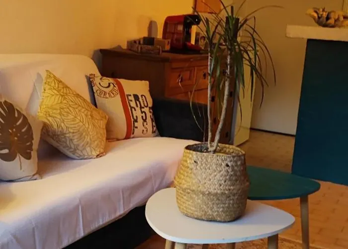 Plein Centre De Maxime * Сент-Максім